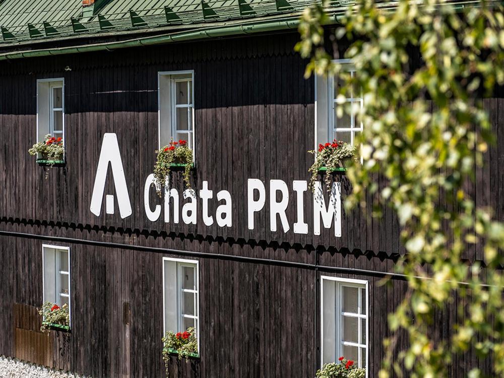 Chata Prim 데슈트네 프 오를리츠키흐 호라 외부 사진